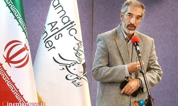ذات هنر چیزی جز زیبایی و نور نیست