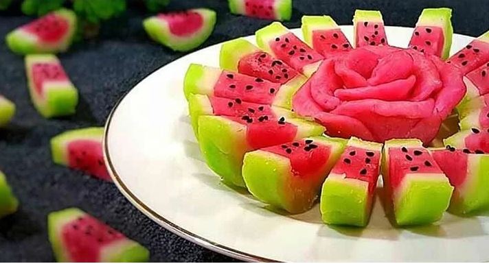 باسلوق ژله‌ای مجلسی برای شب یلدا