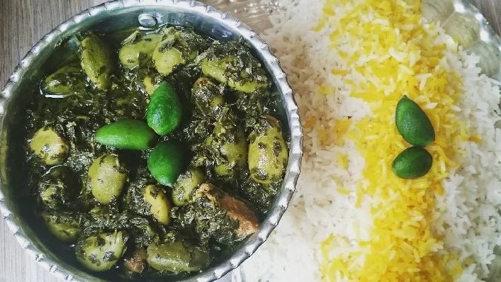 خورشت چغاله بادام مجلسی اصیل: دستور پخت و فوت و فن‌های جا افتادن