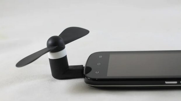 درگاه USB گوشی