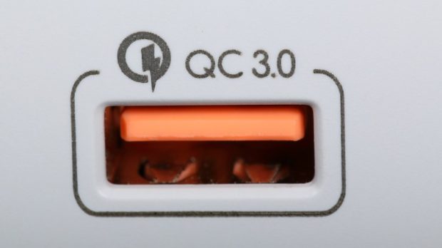 درگاه USB سبز