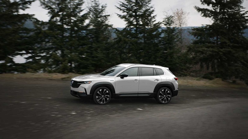 10 شاسی بلند با بیشترین ارزش خرید در سال 2025 - مزدا CX-50
