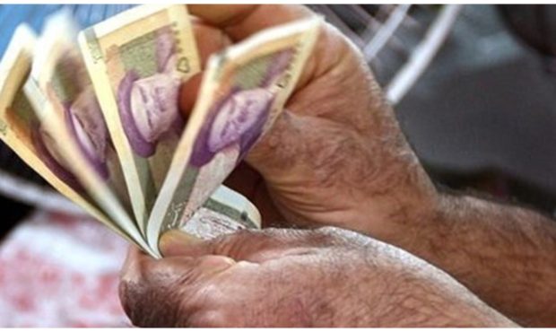 سبد معیشت کارگران زیر ذره‌بین؛ دستمزد چگونه تعیین می‌شود