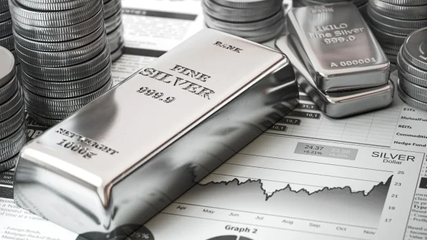 پیشبینی قیمت نقره در سال ۲۰۲۶